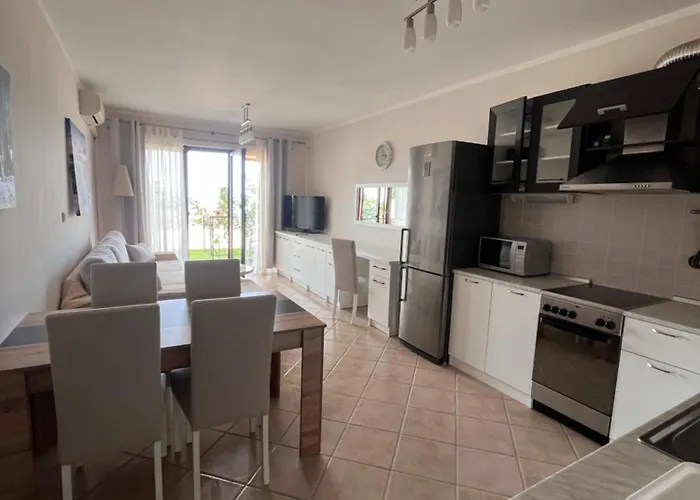 Primea Private شقة تساريفو